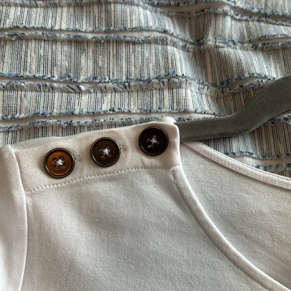 JJill Size M White 3/4 Length Sleeve Top With Buttons on the Shoulder - Picture 3 of 13